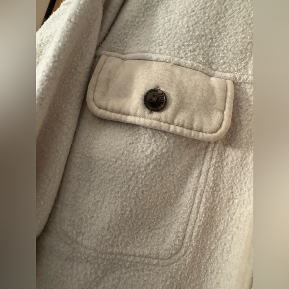 Treasure & bond shacket - Picture 2 of 4